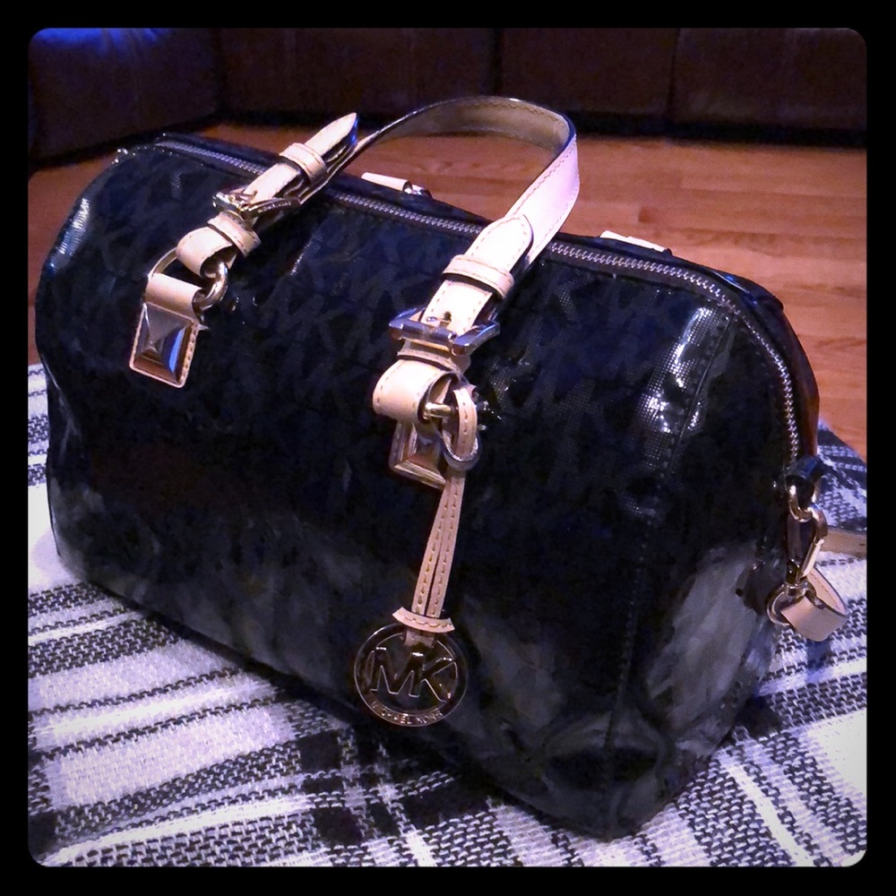 Michael Kors Black Grayson Bag Medium